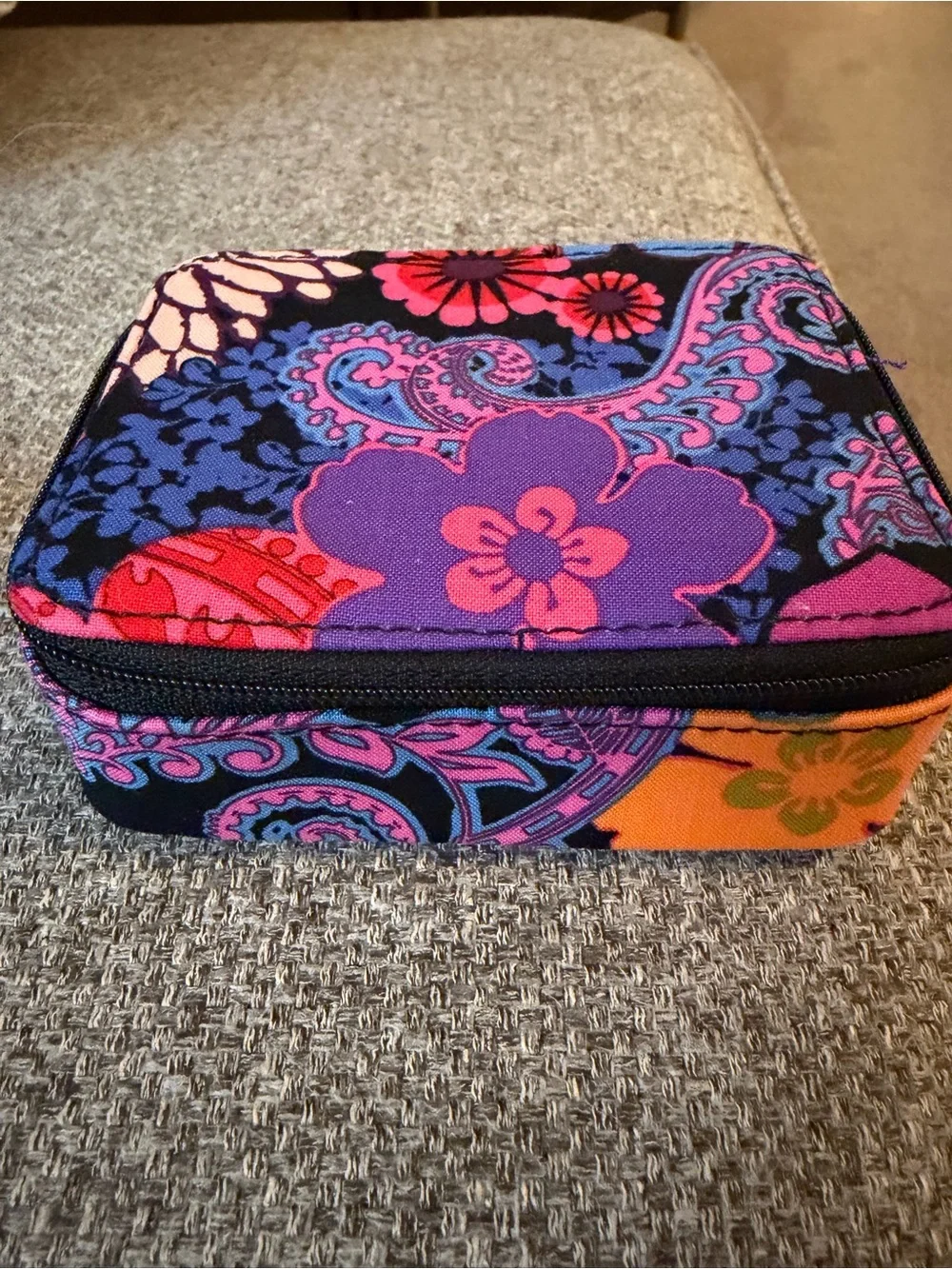 Vera Bradley Floral Paisley Cosmetic Case Multicolor 4.5*3*1.5”